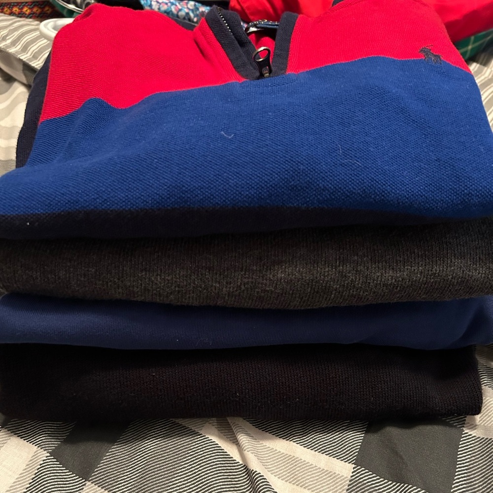 Polo Ralph Lauren sweaters size Small (8) a bundle of 4